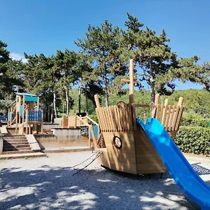 Apartament Lovely Branko With Balcony And Parking, Rabac